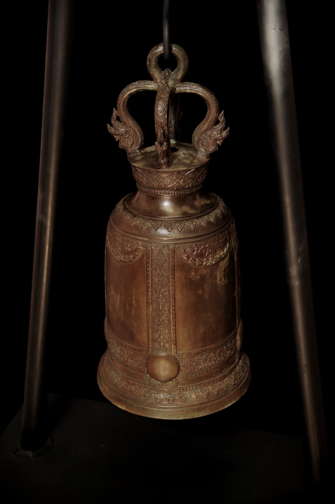 Extremely Rare 19C Bronze Thai Temple Bell #BB457
